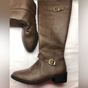 Womens size 43 (size 10) Brown knee high side zip boots. New unbranded man made
